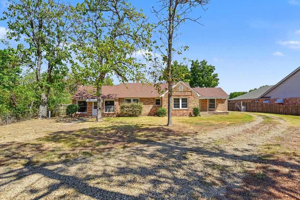 10609 Seagoville Road, Dallas