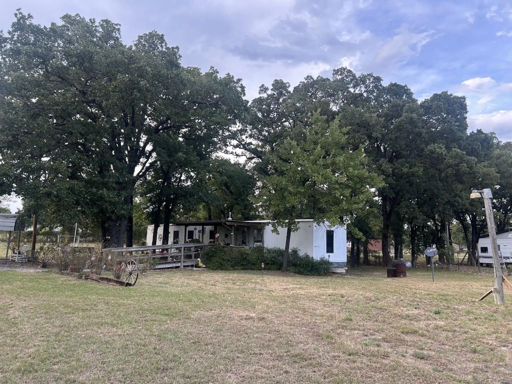 9277 Morris Drive, Hawk Cove