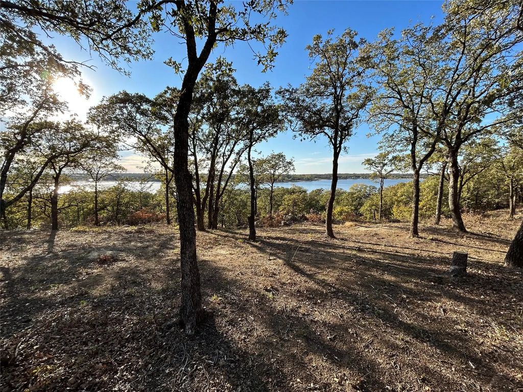 161 Nocona Drive, Nocona