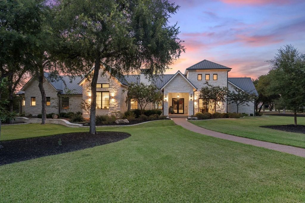 2025 Running Creek Drive, Salado