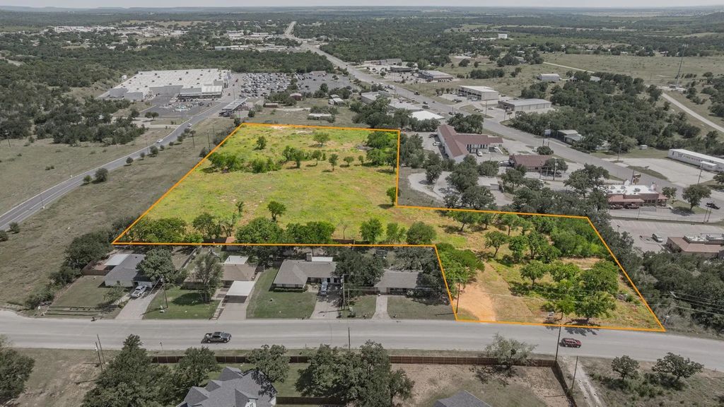 903 Pine Tree Road, Graham