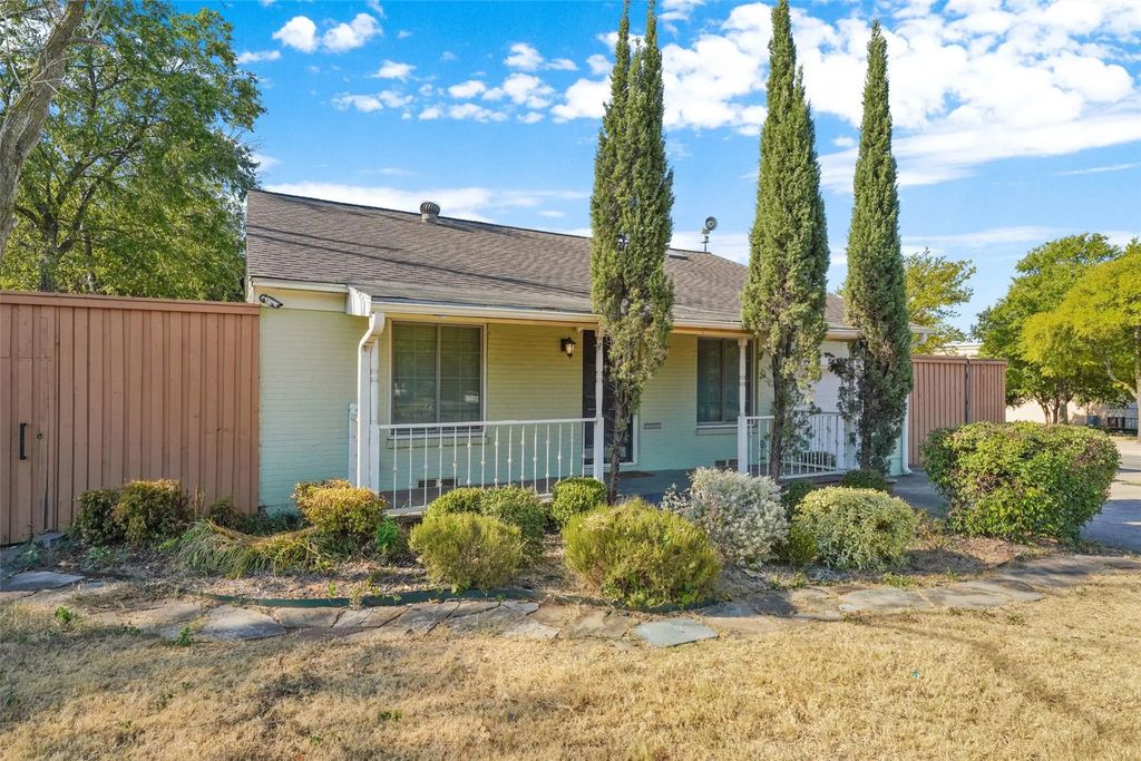 4802 W Mockingbird Lane, Dallas