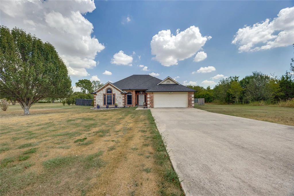 2701 Valley Ridge Lane, Sherman