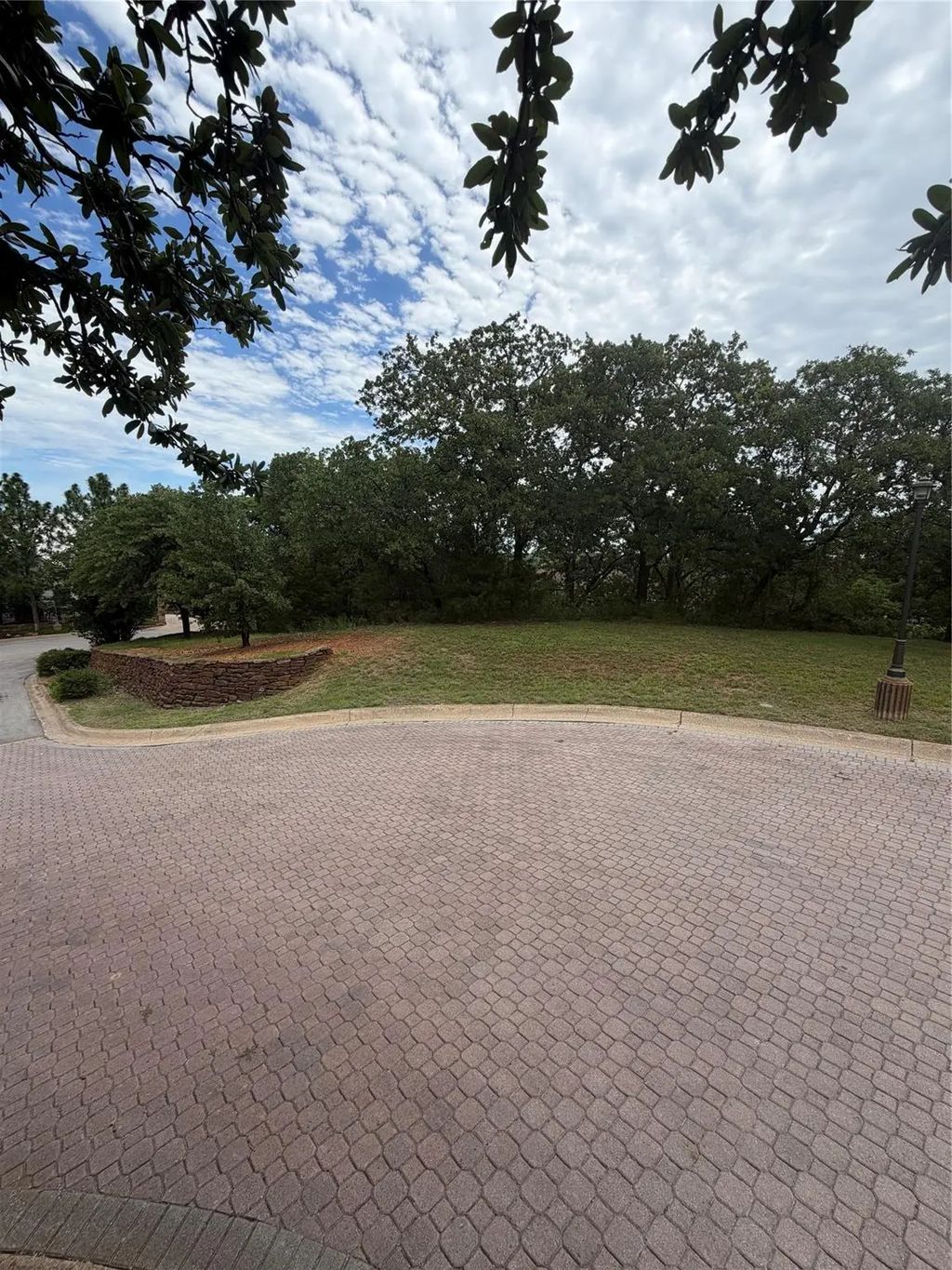 6708 Nob Hill Court, North Richland Hills