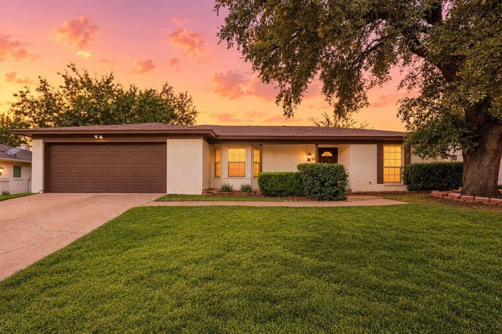 7613 N Richland Boulevard, North Richland Hills