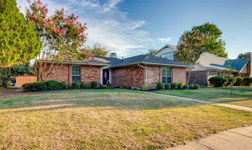 1114 Midway Drive, Richardson