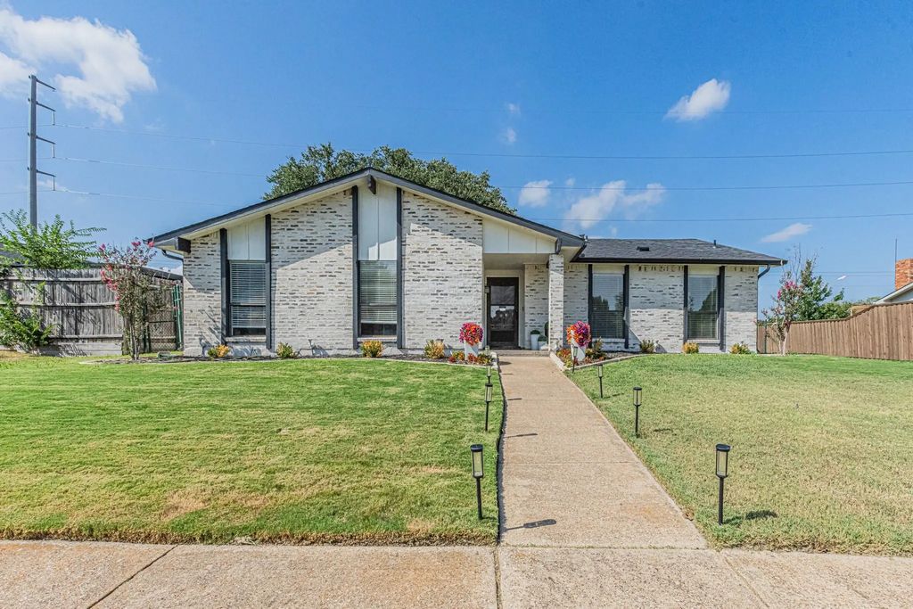 2901 Gayle Drive, Garland