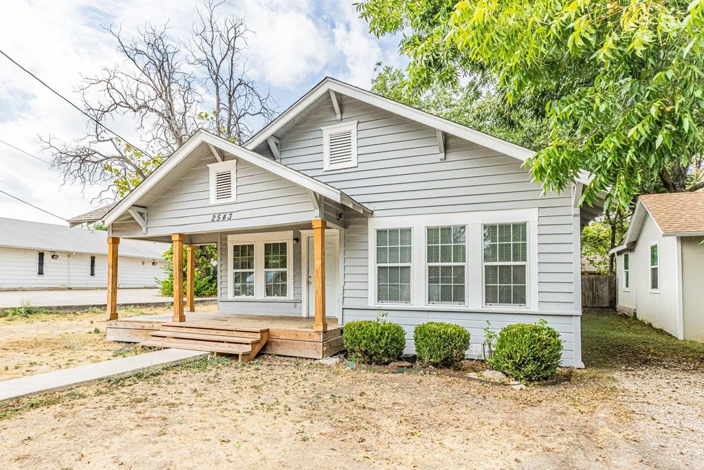 2543 E Ann Arbor Avenue, Dallas