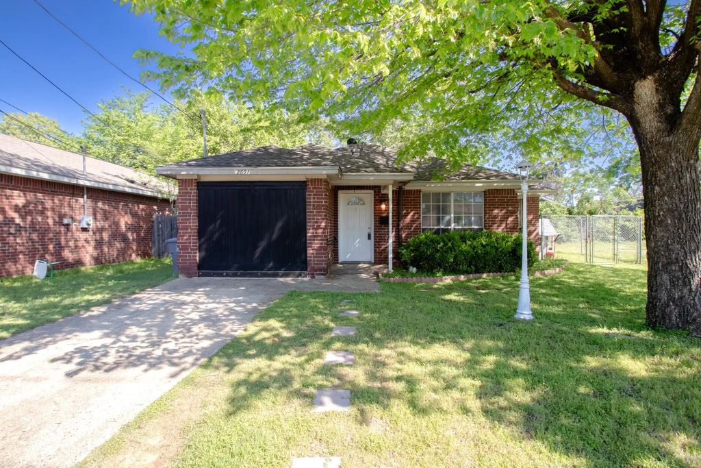 2651 Anderson Street, Dallas