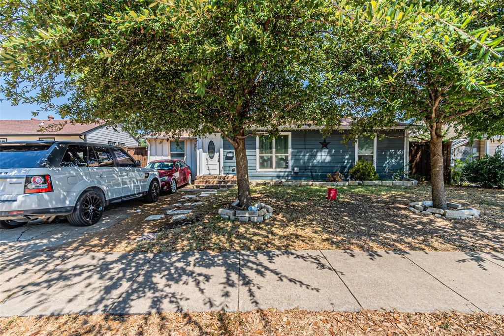 305 Chandler Drive, Garland