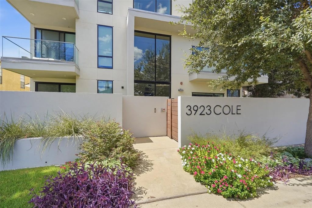 3923 Cole Avenue 201, Dallas