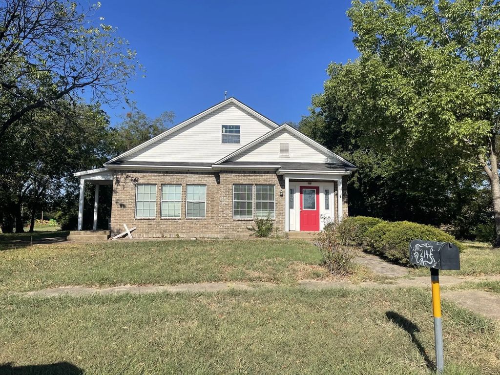 214 S 4th, Wills Point
