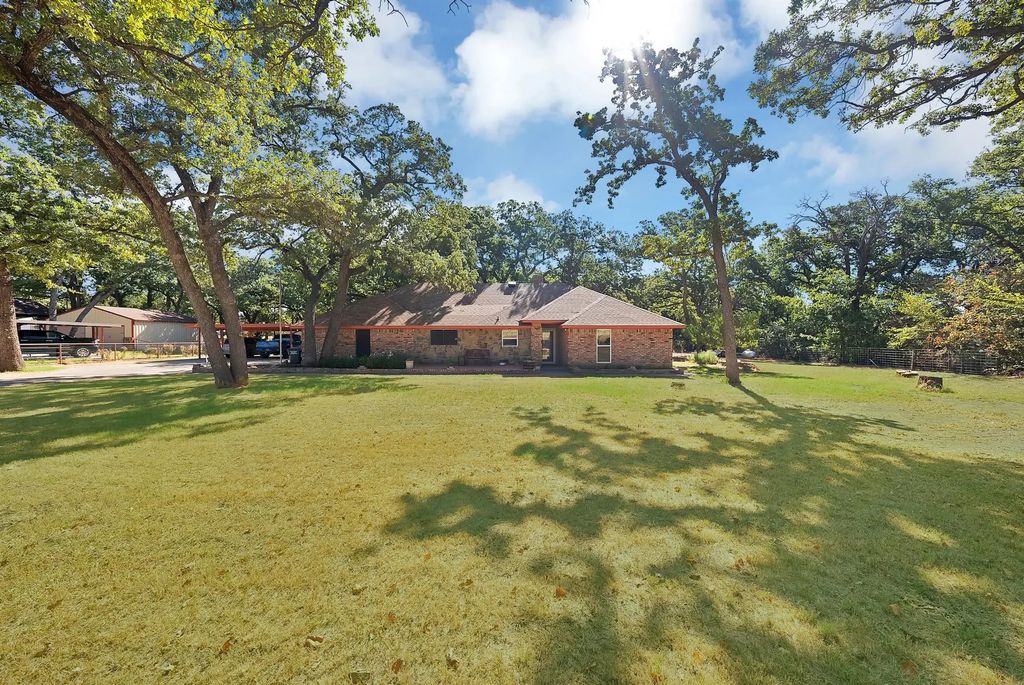 725 Greenwood Cut Off Road, Weatherford