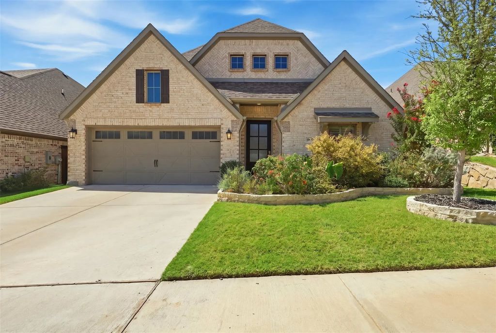 5640 Pradera Road, Fort Worth