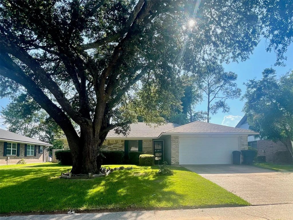5420 Pampus Lane, Bossier City