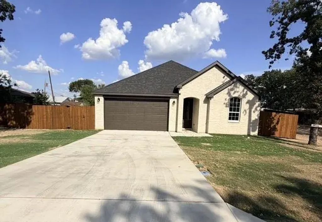 2904 Wilhoit Road, Balch Springs