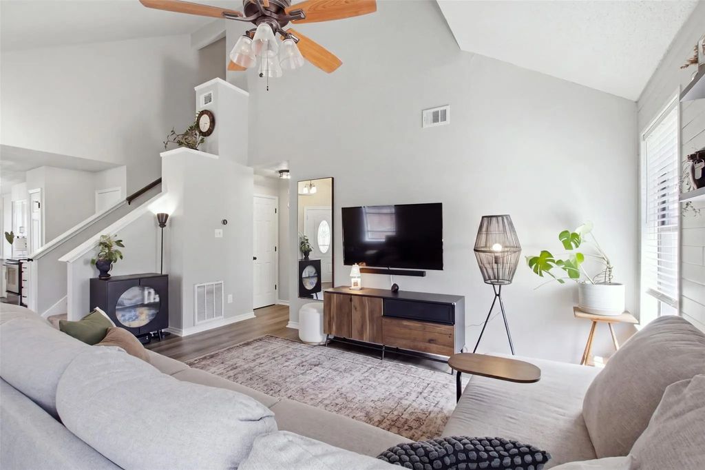 10117 Leatherwood Drive, Fort Worth