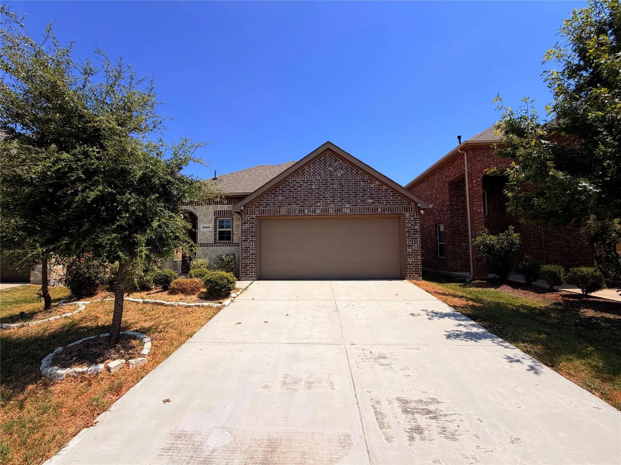 Photo of Listing #21381489