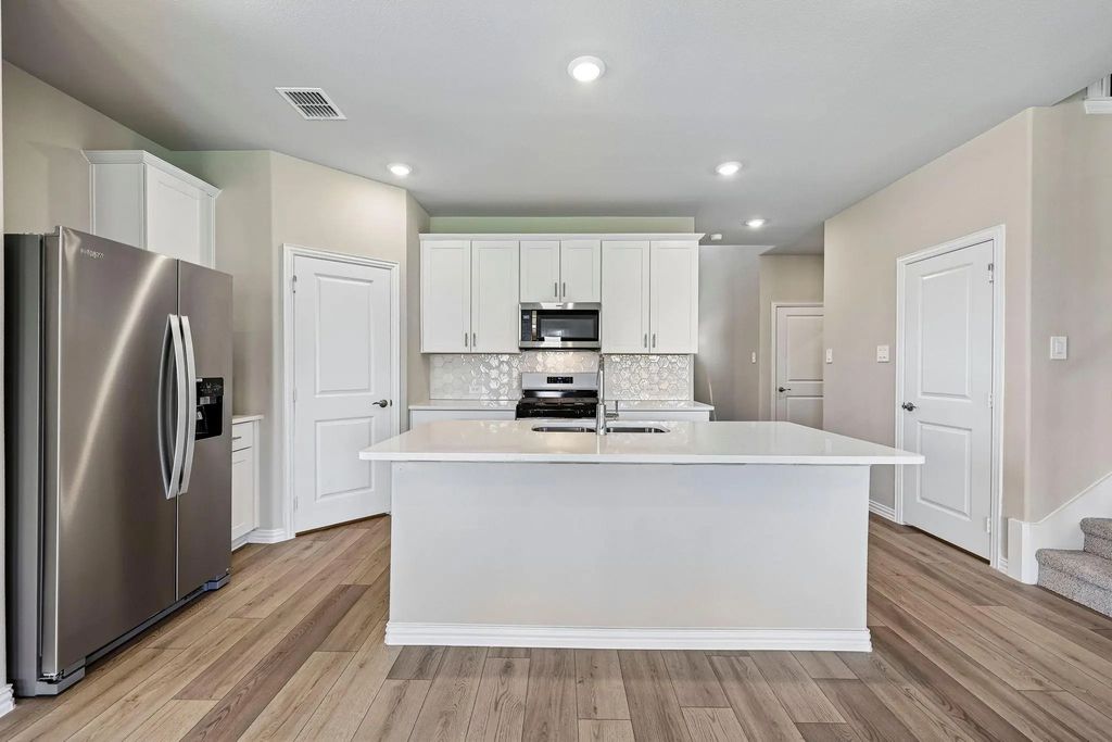 2101 Longchamp Lane, Seagoville