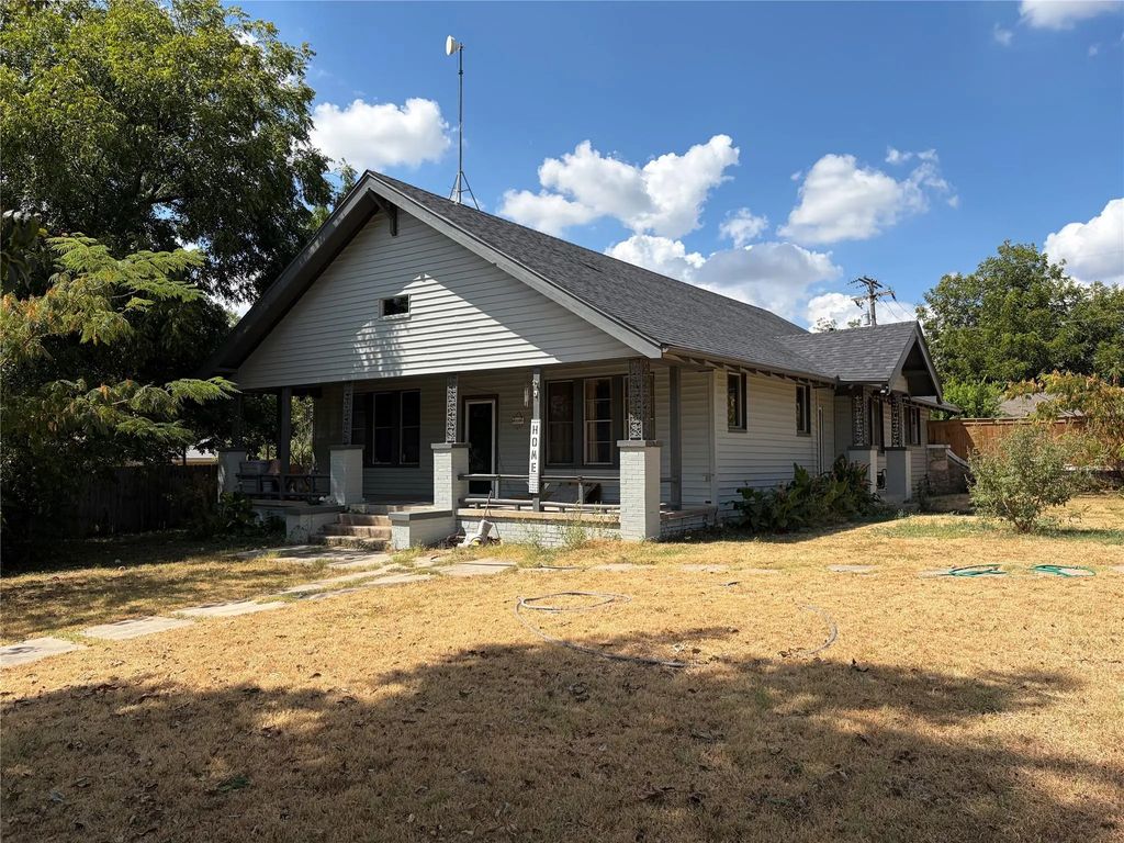 704 W Walcott Avenue, Comanche