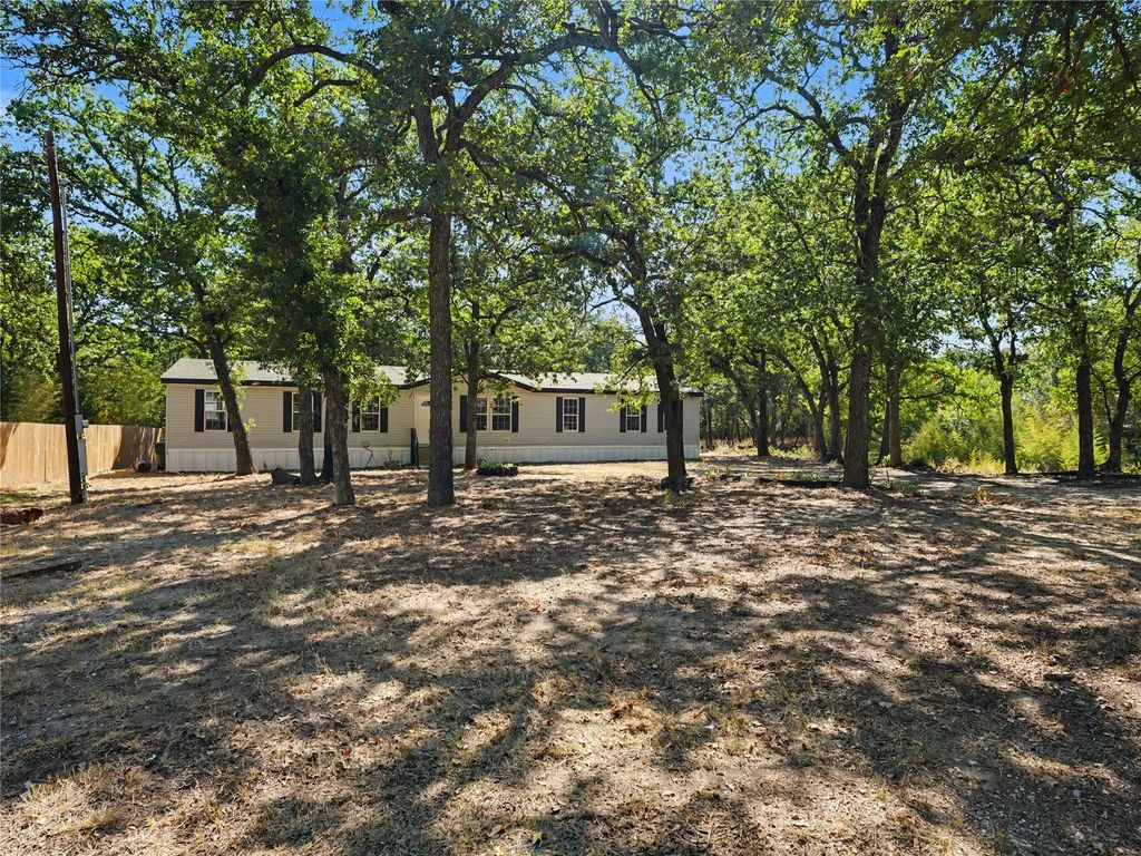 109 Summers Circle, Azle