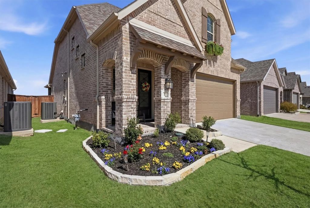 3913 Southbend Drive, Denison