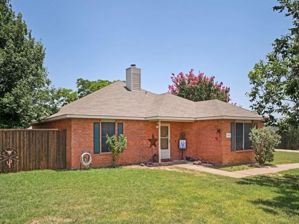 1036 Summit Drive, Justin