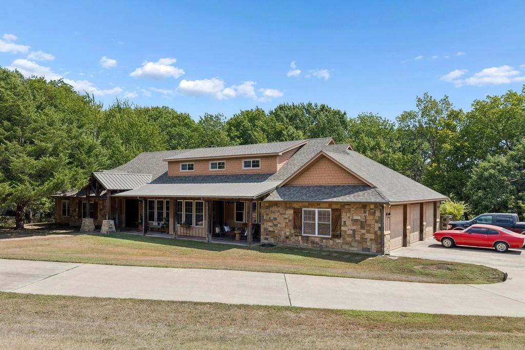 3227 Berry Hollow, Melissa