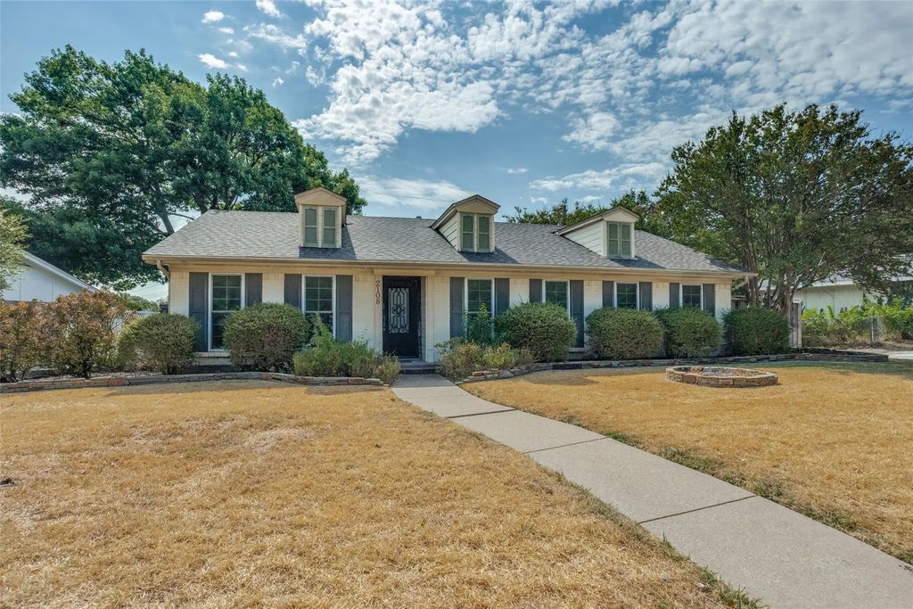 2108 Custer Parkway, Richardson
