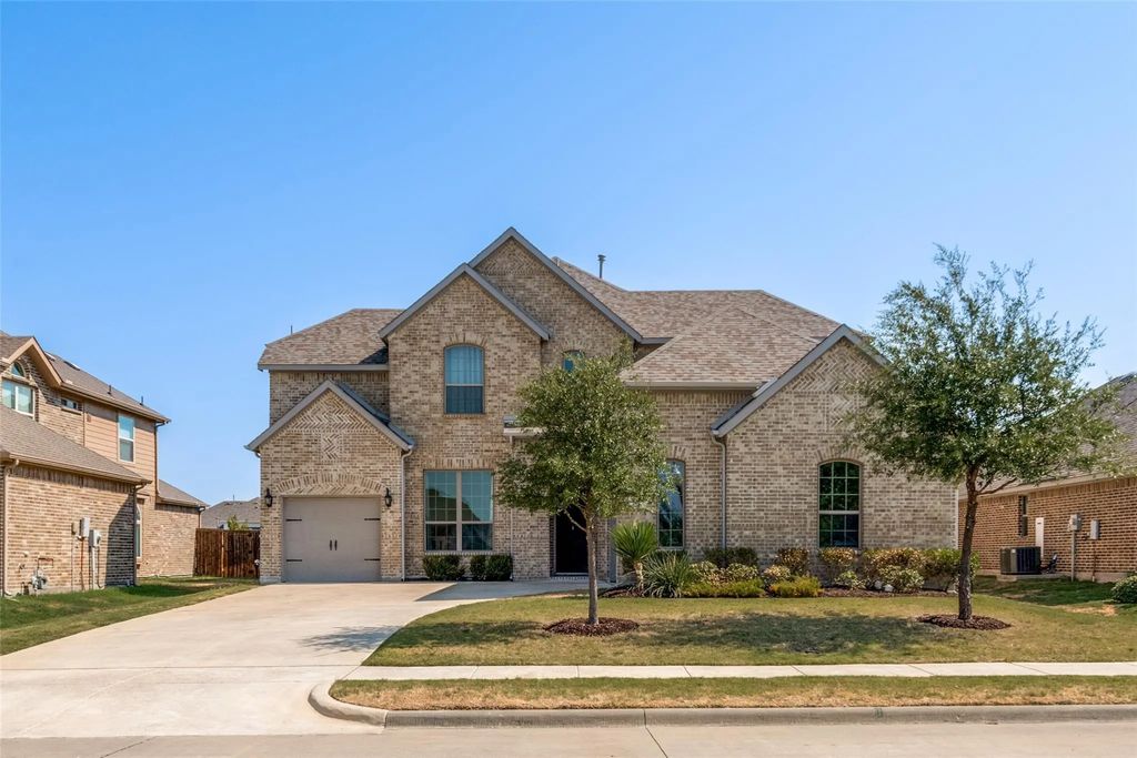 1152 Red Hawk Lane, Forney