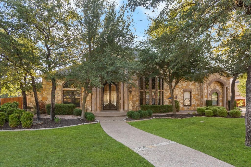 8460 Spicewood Springs Road, Waco