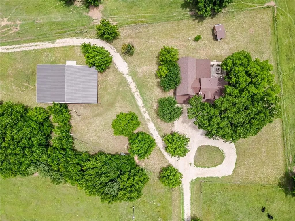 2550 County Road 123, Comanche