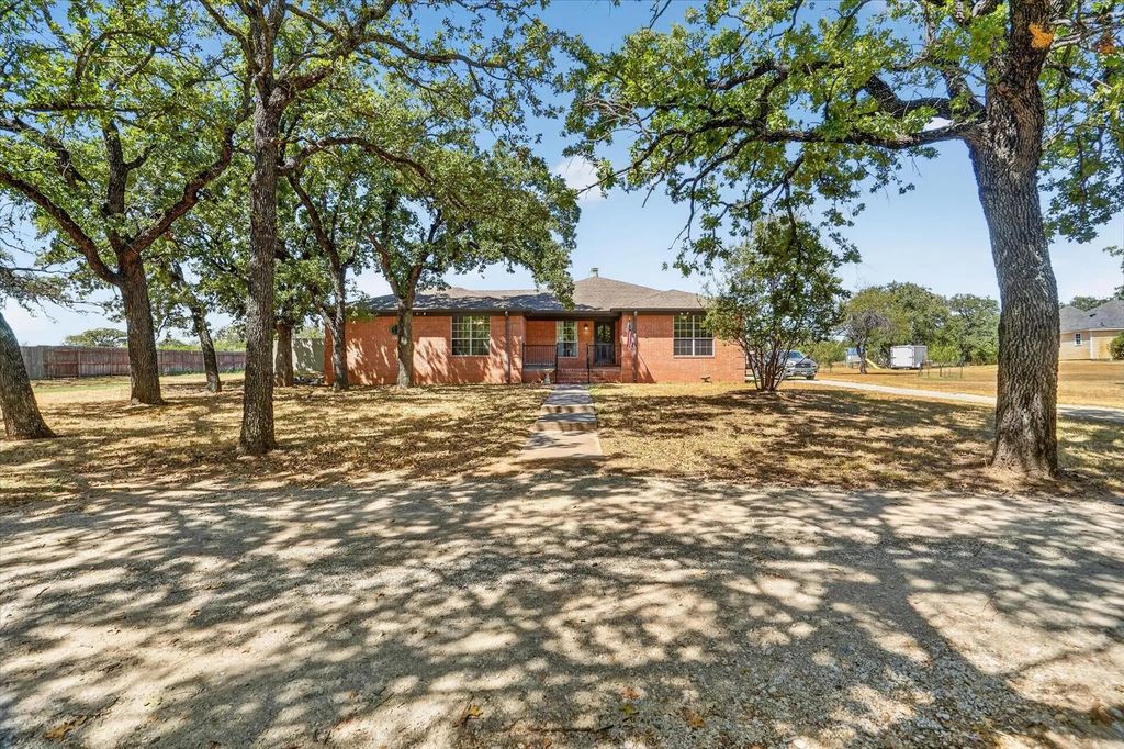 3520 Old Dennis Road, Weatherford