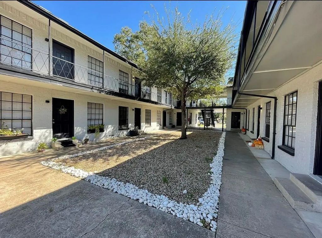 5317 Junius Street 209, Dallas