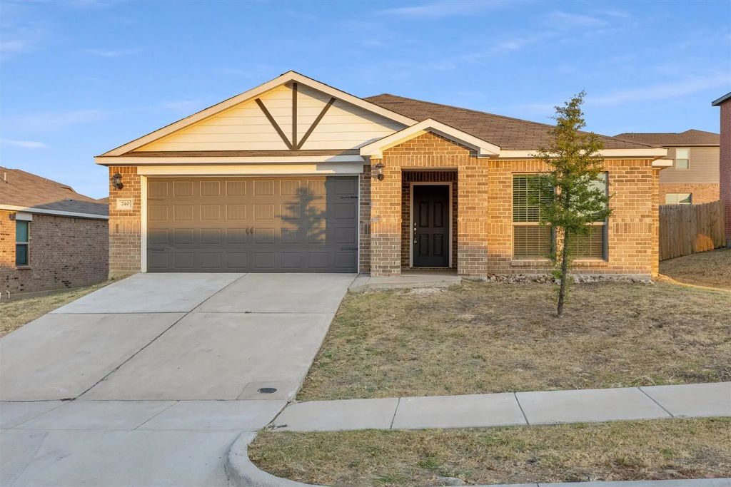 740 Saratoga Drive, Seagoville