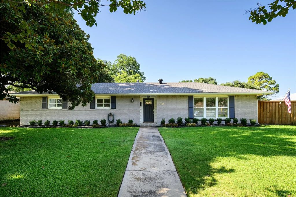 3216 Townsend Drive, Dallas
