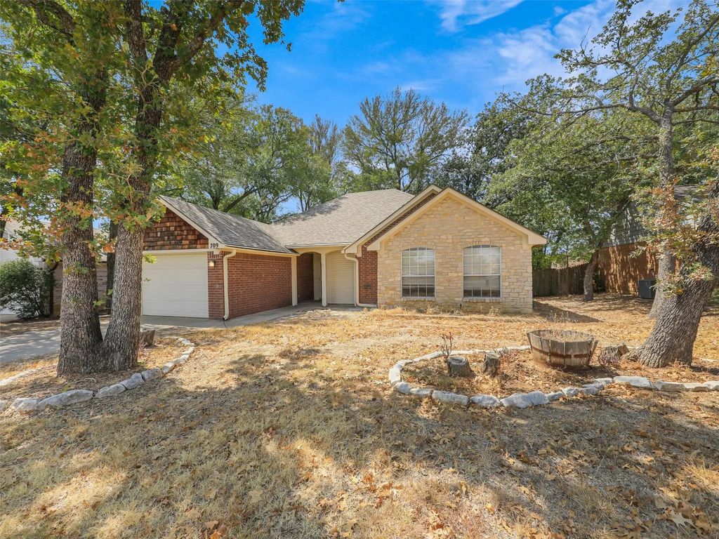 709 Mack Drive, Denton
