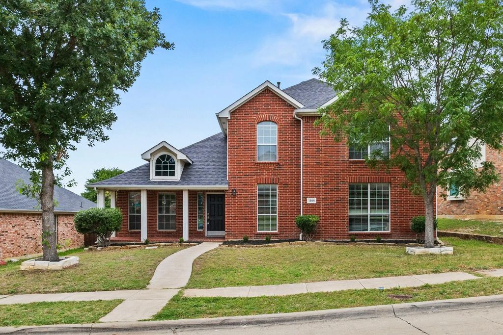 1308 Island Drive, Carrollton