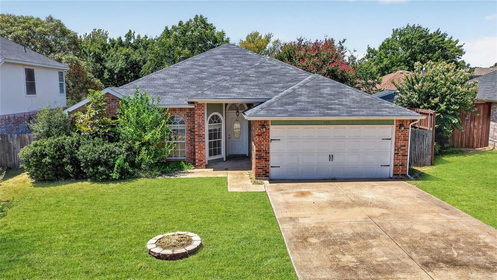 4309 Grason Drive, Grand Prairie