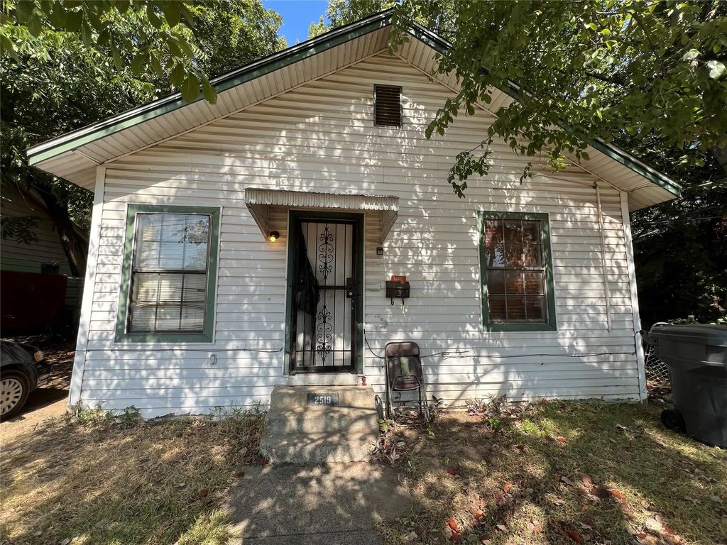 2519 Carpenter Avenue, Dallas