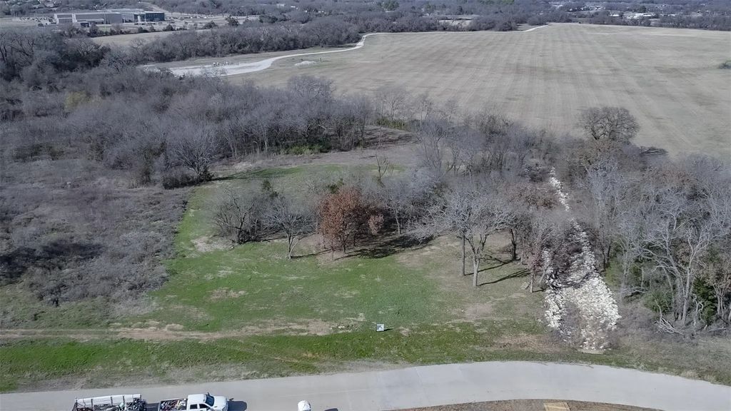 1665 Private Access 60200, Burleson
