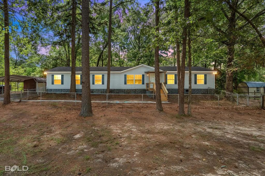 1605 Gray Lake Drive, Princeton