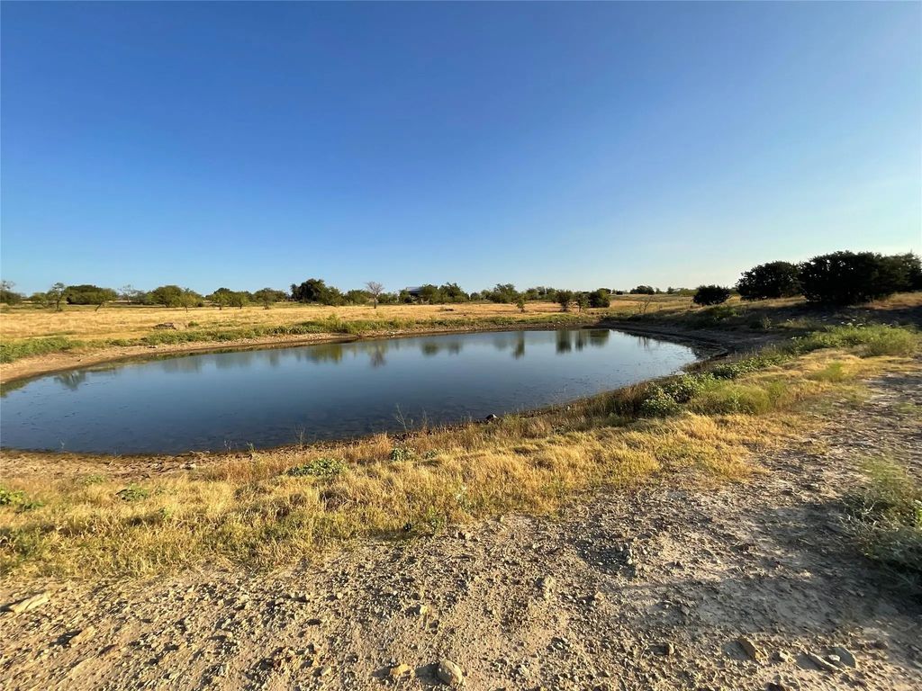 1009 Goodnight Trail, Perrin
