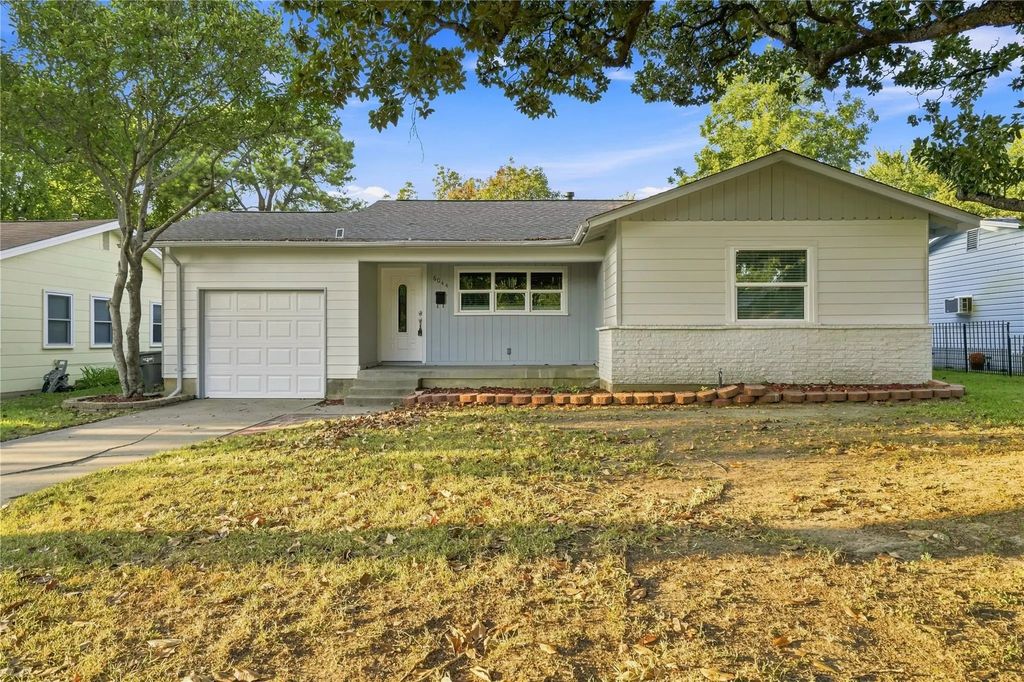 6044 Walnut Drive, Fort Worth