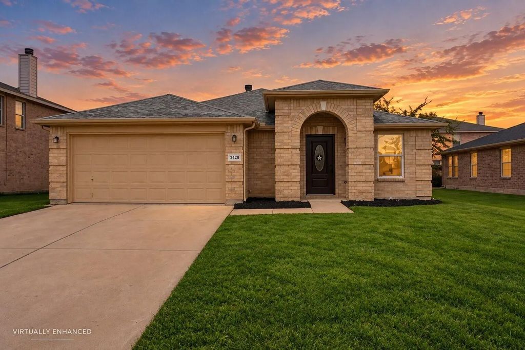 2420 Arroyo Springs Drive, Grand Prairie