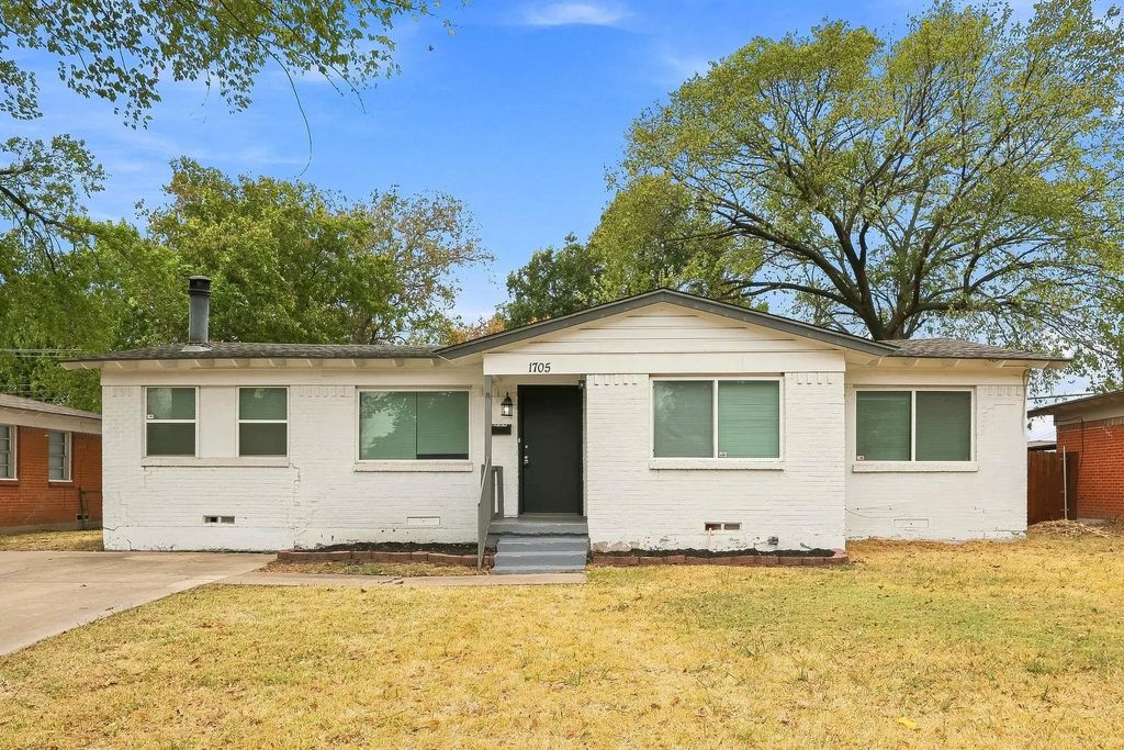 1705 Longview Street, Mesquite
