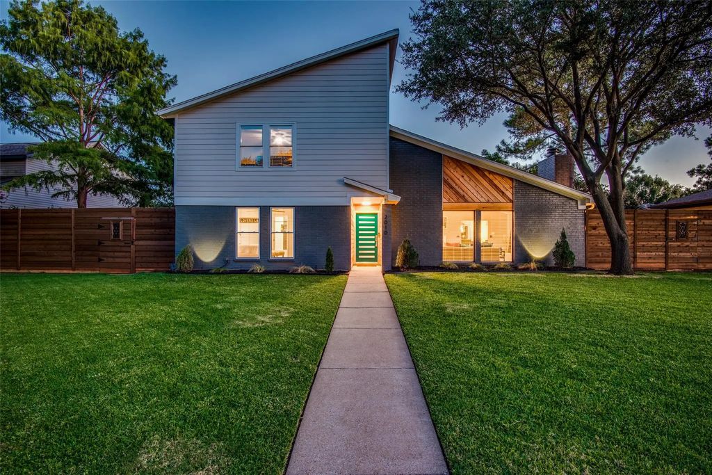 2010 Heatherbrook Drive, Grapevine