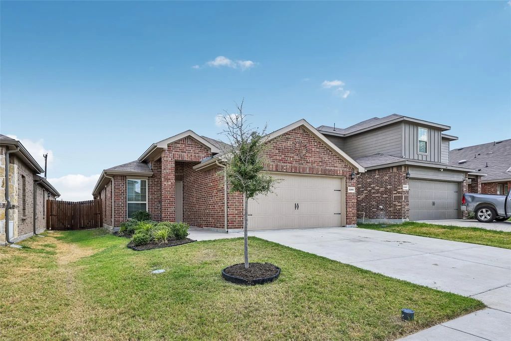 2205 Feeder Way, Royse City