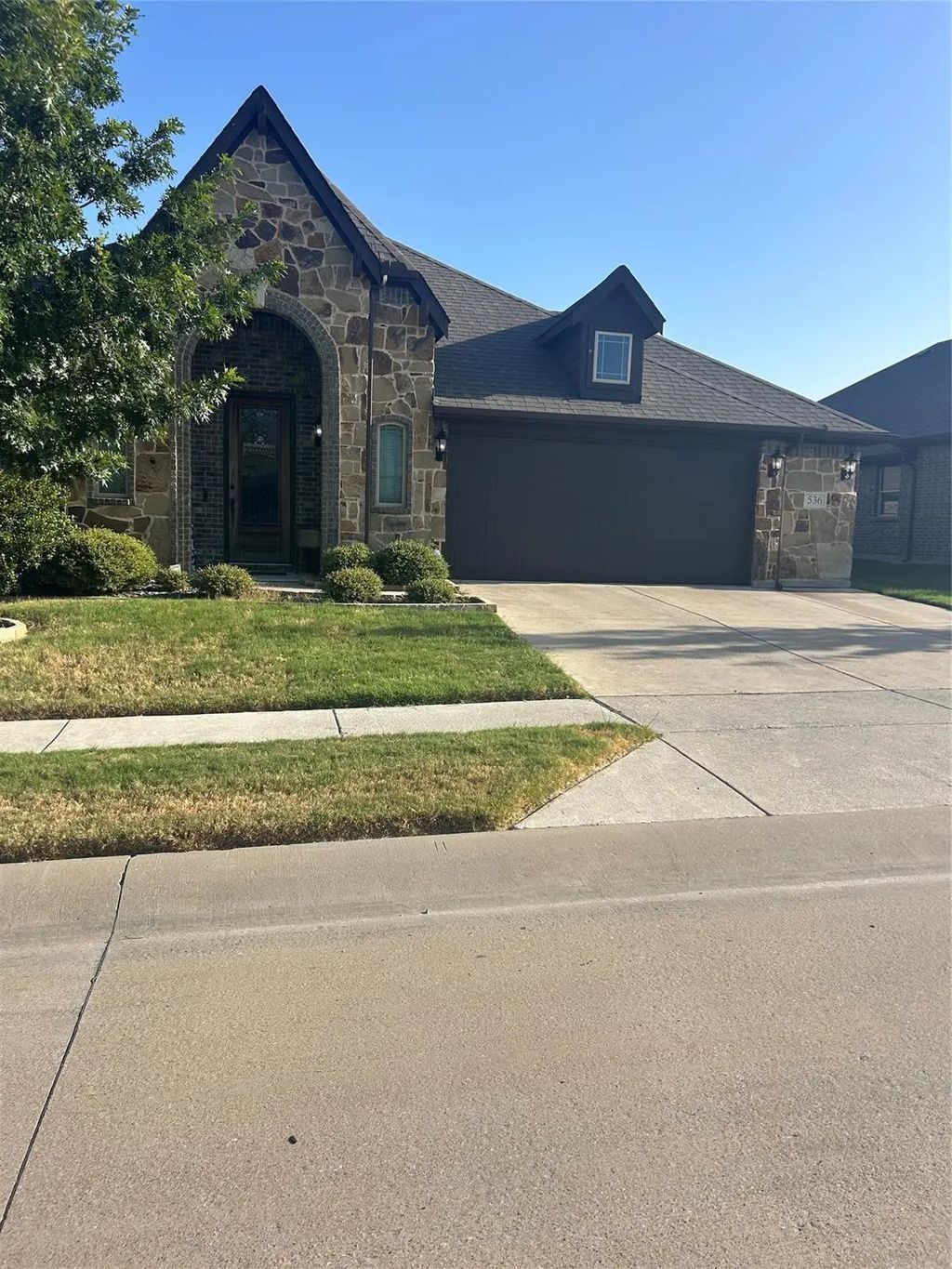 536 Graceful Place, Lavon