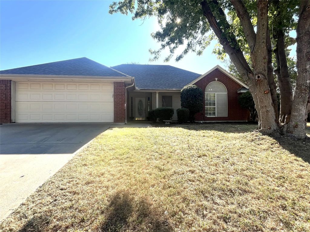 518 Wild Springs Drive, Midlothian
